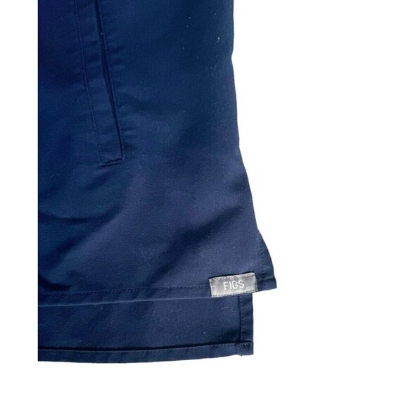 Figs Woman's Sz Large Navy Blue Short Sleeve V Neck Kangaroo Pocket Scrub Top - Picture 8 of 10